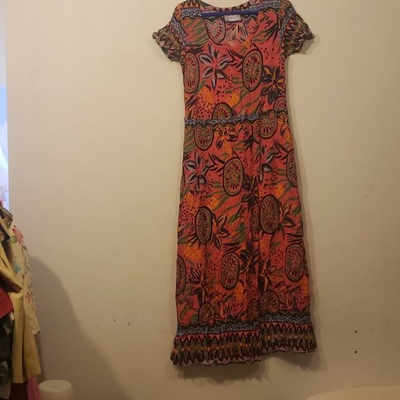 rainbow-jo Dresses & Skirts - Rainbow-jo Floral dress medium